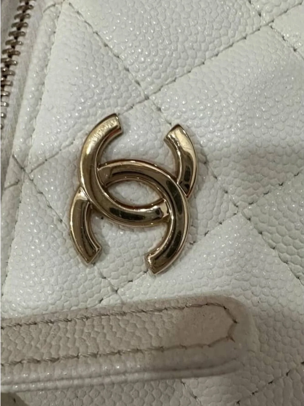 CHANEL White Quilted Vanity Bag with Gold Hardware
